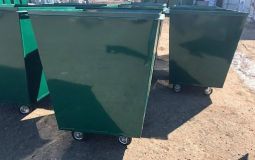 Два мусорных контейнера украли хабаровчане