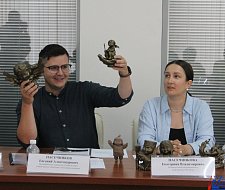img-1