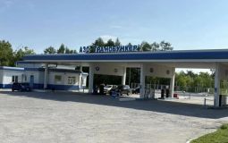 В Хабаровском крае продолжают налаживать отгрузку топлива в районы
