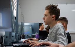 Первый фестиваль цифровых компетенций школьников стартовал в Хабаровске