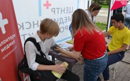 Хабаровские волонтеры-медики отмечают юбилей движения