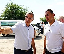 img-1