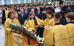 Сергей Кравчук: встреча христианской святыни объединила тысячи верующих