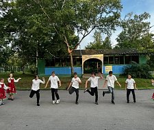 img-1